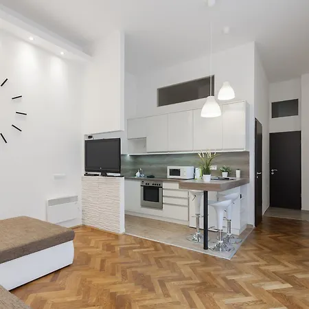 Szt. Istvan4-basilica Apartment